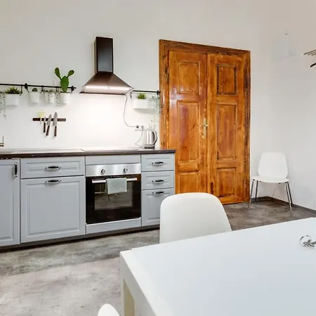Lovely Heart Of Apartment